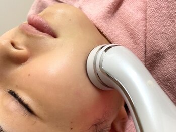 ランプシー(Lampsi)の写真/【強力美白美肌光エステ】スピーディーに効果を求める方に!! 肌のキメも整うのでお顔そのものが綺麗に◎