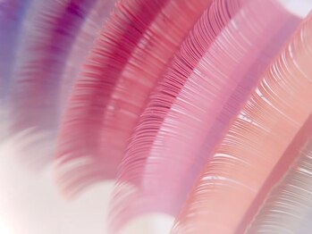 ププ ラッシュ(Pupu lash)の写真/【新色】くすみカラー登場♪肌馴染みが抜群！ダメージの少ないフラットラッシュ使用！透明感UPで華やかさ◎