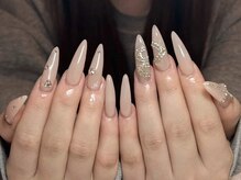 Mio nail なんば【長さだし/持ち込み/つけ放題/フィルイン/マグネットネイル】の雰囲気(自爪に優しいフィルイン×長さだし◎美フォルムで負担も軽減♪)