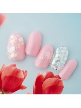 ラ カゼッタ(La casetta)/シェルフラワー蝶々ネイル