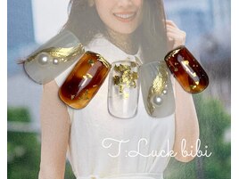 【秋べっこうネイル】