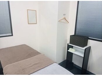 メンズビューティーハウス(Men-s Beauty House)の写真/買い物ついでに通えるメンズ専用エステ！リーズナブルかつ早い施術が人気◎都度払いで結果にコミット！