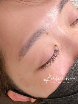 ベクヴェーム(Bequem)の写真/眉毛でお悩みなら一度TRYする価値あり！ワックスorラミネーション♪状態に合わせてご提案☆