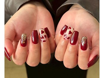 ボルドーハートネイル