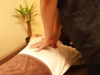 整体ナカシマ/ガチガチに固まった首肩背中に