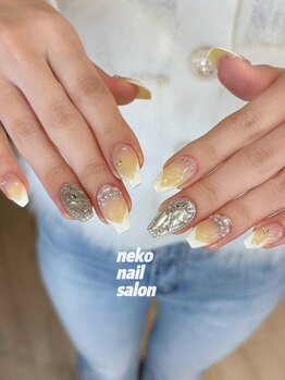 ネコ(Neko)/埋め尽くし 黄ネイル 春夏