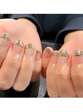 サロンドゥプリエ 門司店(SALON deux PRIER)/真っ直ぐラメフレンチ☆