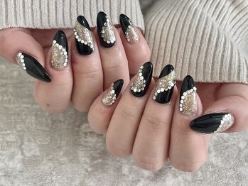 ネイルサロン ドレス(Nail Salon Dress)/[小嶋]黒キラキラネイル