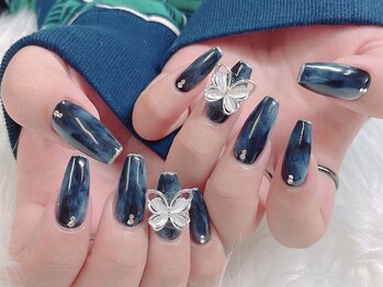 トイロ 西院店(TOIRO)/ネイビー×ニュアンスネイル