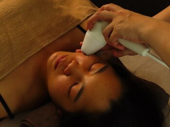 サララ(Salala)/地下鉄赤塚 小顔スリム 引き上げ