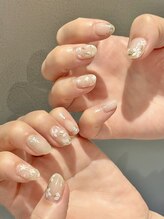 エン(enn)/繊細フラワーデザイン