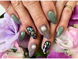 2 秋カラーシェルネイル