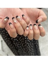 アンダーバーホワイト 大阪上本町店(_WHITE)/黒フレンチ×パール