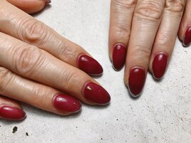 秋冬人気ボルドー先端ラメライン