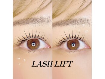 リゴレット(RIGOLETTO)/まつ毛パーマ