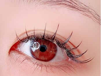 リー(Rii)の写真/くっきりしたお目元～ナチュラルまつげまで★あなたの理想を叶える豊富な施術と高品質の施術が人気の秘訣◎