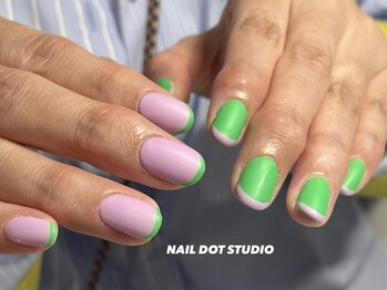 ネイルドットスタジオ 堺筋本町(NAIL DOT STUDIO)/ウィキッドカラー