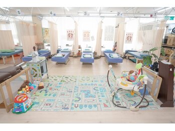 おなが那覇整骨院/電動バウンサーあり