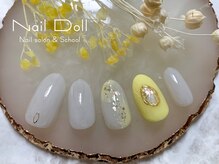 ネイルドール(Nail Doll)/グレー×イエロー