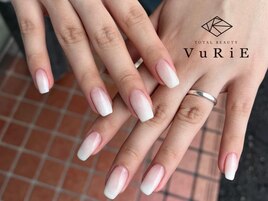 ホワイトグラデーション¥6600