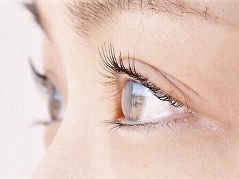 美容室 シャノアールの写真/次世代パーマ、パリジェンヌラッシュリフトで、素敵な目元を演出します◎乱れず美しさを保つ施術です！