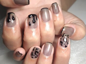 コリヌネイル(Colline Nail)/【田島】アニマル柄