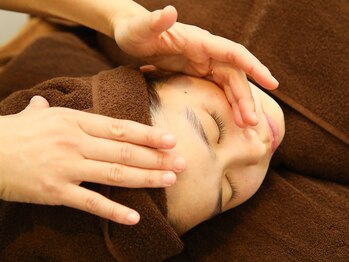 れんげ草/人気の骨格フェイシャルエステ