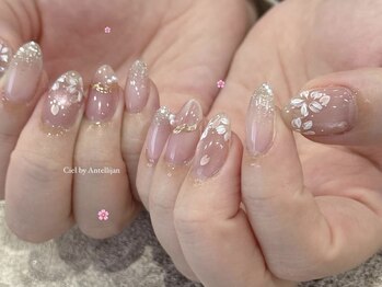 キラキラ桜ネイル