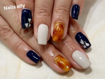 ネイルズアリー 立川店(Nails ally)/べっこう×ネイビー