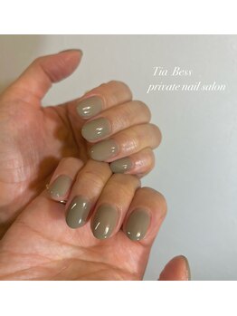 ティアベス(Tia Bess)/秋色ワンカラー