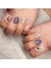 エーナイン イオンモール三川店/クリスマスネイル