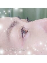 ロゼ/すっぴんでも美しい美まつげへ…