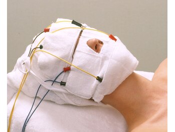 さくら 錦糸町パルコ店の写真/[4STEP毛穴ケア+凄腕リンパフェイシャル]自己流ケアでは追いつかなくなった開き・たるみ毛穴の集中ケア◆