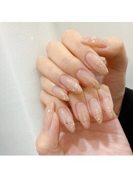 ルリア 自由が丘店(Luria)の写真/《パラジェル取り扱いサロン》初回オフ無料☆ワンカラー6500円～♪シンプル上品なデザインで美しい指先に◎