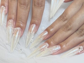アイコンネイル シブヤ(ICON NAIL SHIBUYA)/ホワイトミラーネイル