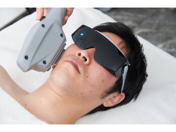 シルクスタンダード(SILK STANDARD)/メンズの髭も部分ごとの施術OK!