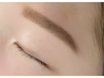 キレイ(KIREI)の写真/黄金比を元に似合う眉毛を提案!眉のお悩みはここで解決!美眉であか抜けた印象に!