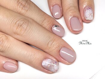 パラジェル認定サロン メールメール 池袋店(MereMer)/おとな可愛いフラワーネイル