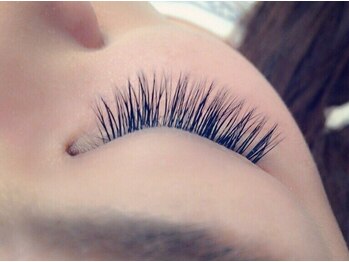フリルアイビューティ 豊中店(Frill Eye Beauty)/