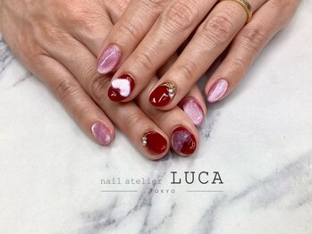 ネイルアトリエルカ(nail atelier LUCA)/W-535 ぷっくりハートネイル