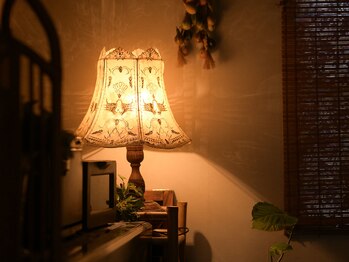 アイズ/隠れ家個人サロン店内