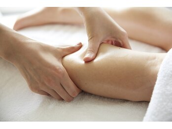 距骨サロン 神楽坂店/むくみ改善/OX脚改善/神楽坂