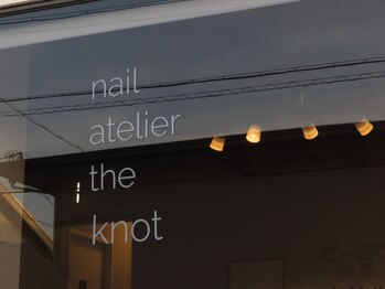 nail atelier the knotの写真/【完全貸切】あなただけの特別な時間を過ごせる隠れ家サロン◎丁寧なマンツーマン施術でお悩み解決へ☆
