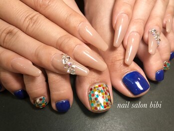ネイルサロン ビビ(bibi)/大人のハンドフットネイル