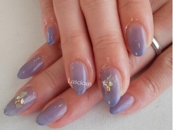 ラシェスキタモト (luscius kitamoto)/今月ネイル