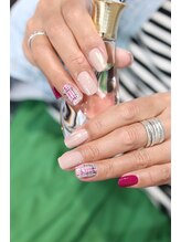 キダチ(Kidati)/大人ピンクツイードネイル