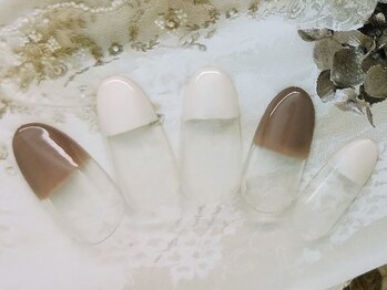 エムネイル(M Nail)/ストレートフレンチ