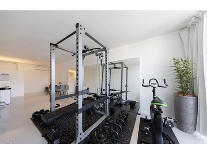 ヤセルパーソナルジム(YASERU PERSONAL GYM)の写真