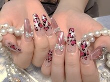 モアネイル 新宿/ヒョウ柄ネイル/持ち込み/新宿