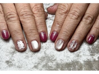 ラナムーン プティ(Lanamoon petit)/バレンタインネイル